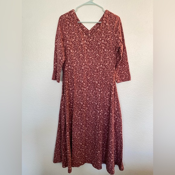 Pact Dresses & Skirts - Pact Dusty Rose Floral V-Neck Dress